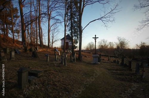 cmentarz w wiosce Skoky photo