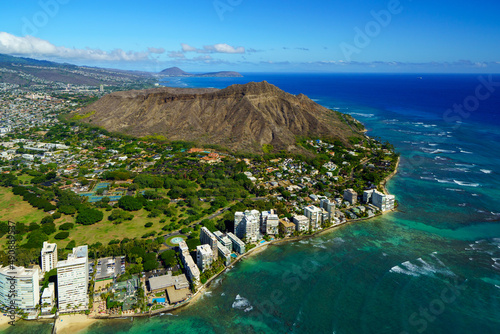 Принти на полотні Stunning view of the Honolulu city on a sunny day