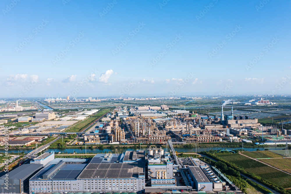 chemical plant in city chemical plant in city