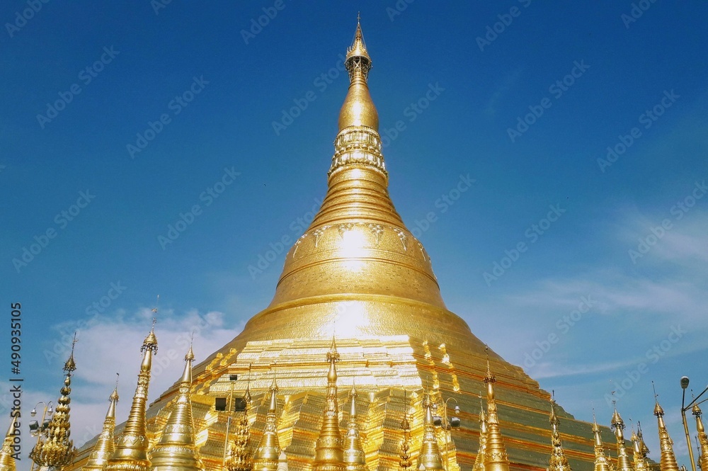 Fototapeta premium temple city