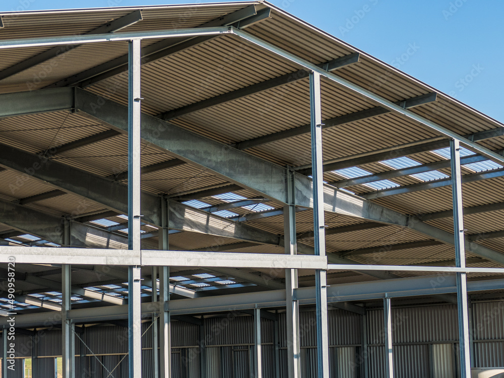 Neu erbaute landwirtschaftliche Lagerhalle Neu erbaute landwirtschaftliche Lagerhalle