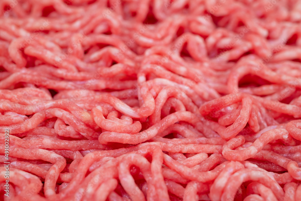 Gehacktes Fleisch in einer Nahaufnahme Gehacktes Fleisch in einer Nahaufnahme