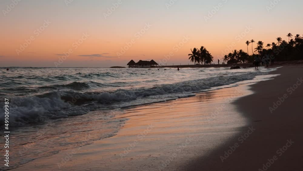 Ocean Waves Rolling At The Tropical Beach At Sunset. - static Ocean Waves Rolling At The Tropical Beach At Sunset. - static