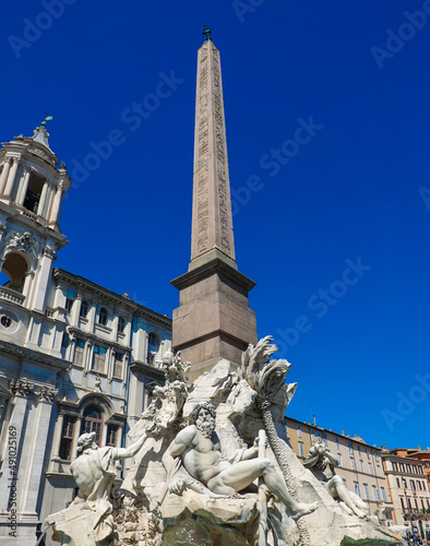 ナヴォーナ広場（ローマ　イタリア） photo