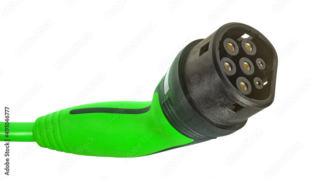 Ein farbiges Ladekabel für Elektroautos vor weißem Hintergrund. Ein farbiges Ladekabel für Elektroautos vor weißem Hintergrund.