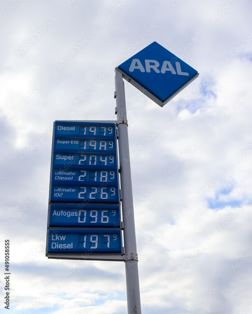 Logo and fuel prices of ARAL in Germany. Aral is a brand of automobile  fuels and petrol stations. Stock Photo | Adobe Stock