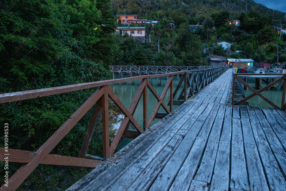 Obraz premium Caleta Tortel - Patagonia - Chile