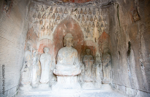 Longmen Grottoes photo