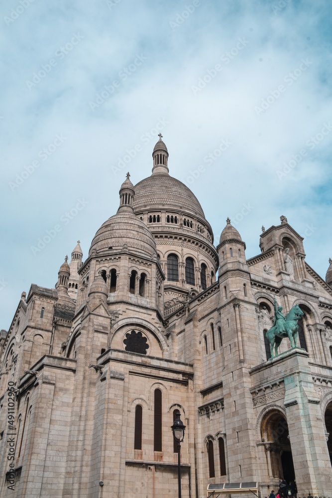 Foto de la basílica Sacre-Coeur en Montmartre, París