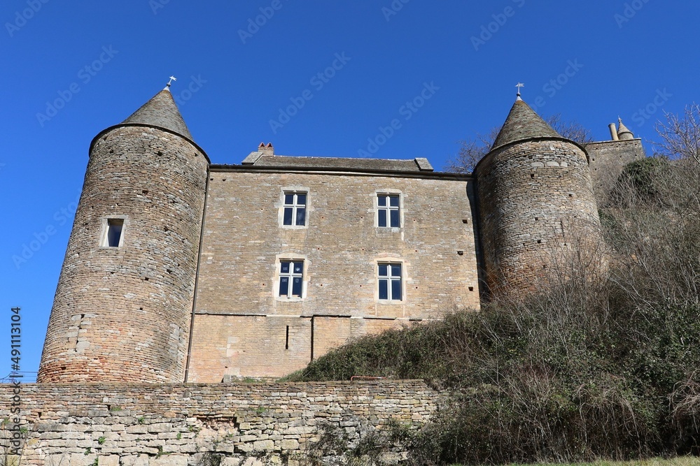 Château médiéval, dans le village médiéval de Brancion, ville de Martailly Les Brancion, département de Saône et Loire, France