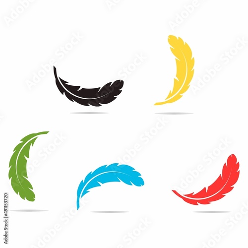 Fototapeta Naklejka Na Ścianę i Meble -  Bird feathers icons vector logo template. suitable for business, arts and education