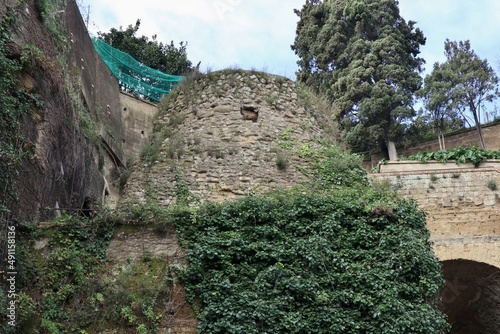 Napoli - Tomba di Virgilio al Parco Vergiliano a Piedigrotta photo