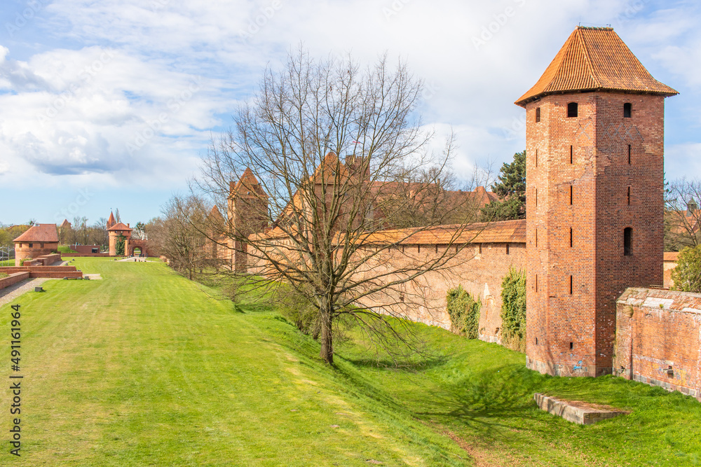 Fototapeta premium Malbork, Poland - largest castle in the world by land area, and a Unesco World Heritage Site, the Malbork Castle is a wonderful exemple of Teutonic fortress