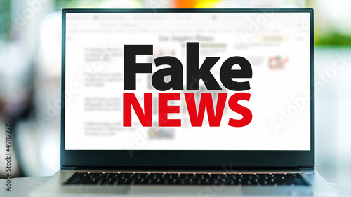 Laptop computer displaying the sign of 'Fake news'