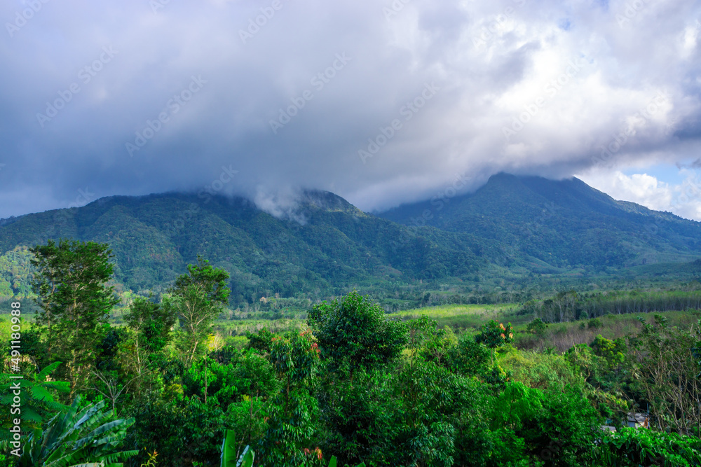 Obraz premium View of Colorful dramatic sky sunset or sunrise