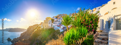 Obraz na płótnie Picturesque view of traditional Greek village Oia on Santorini island, Greece, Europe. luxury travel. Summer holidays. Travel concept background. w salonie