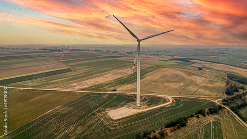 energia odnawialna, elektrownia wiatrowa, wiatrak na polu w okolicach Raciborza na Śląsku w Polsce photo