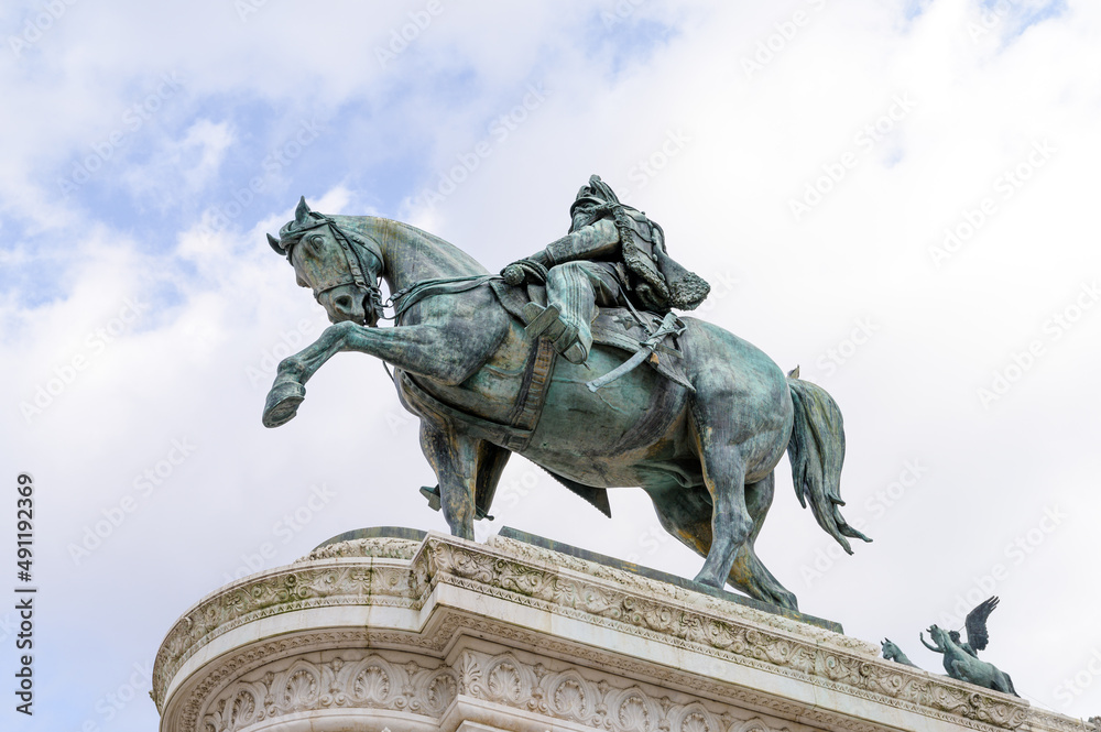 Victor Emmanuel II Monument (Altar of the Fatherland), with bronze statue in honor of the first king of Italy, in Piazza Venezia, Rome, Italy