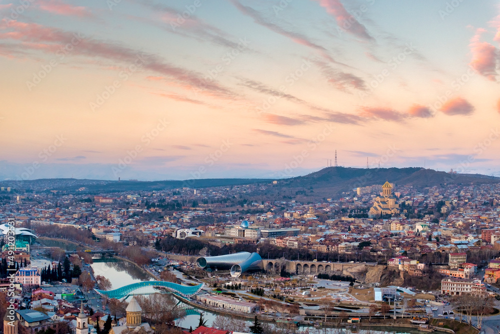 Obraz premium Sunset over Tbilisi