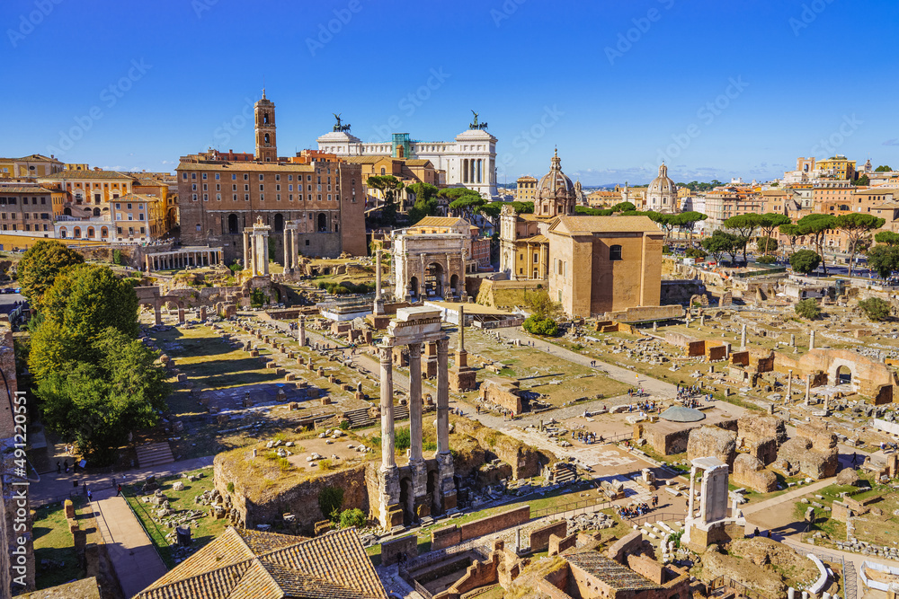  Roman ruins in Rome, Forum - a huge panorama with all sights