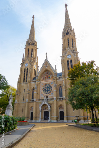 Église Sainte Elizabeth de la maison Arpad Budapest
