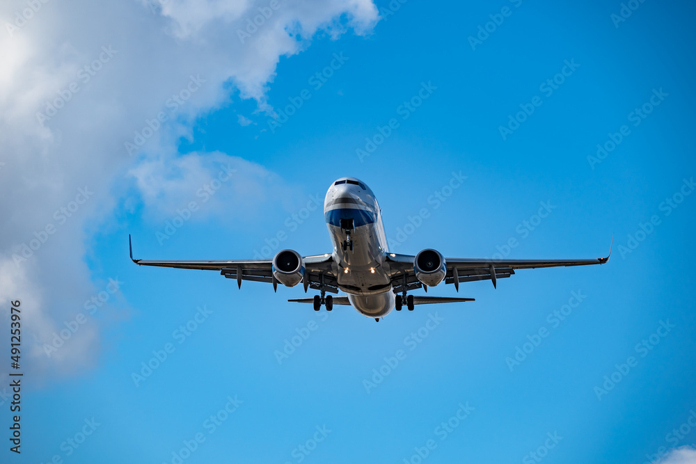samolot-lotnisko-lądowanie - obrazy, fototapety, plakaty 
