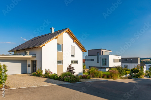 Germany, Baden-Wurttemberg, Blaustein, Modern suburban houses in summer