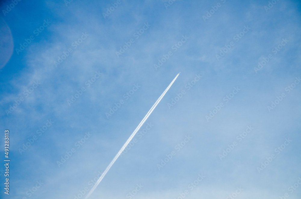 Look up the sky, letting your dreams soar Look up the sky, letting your dreams soar