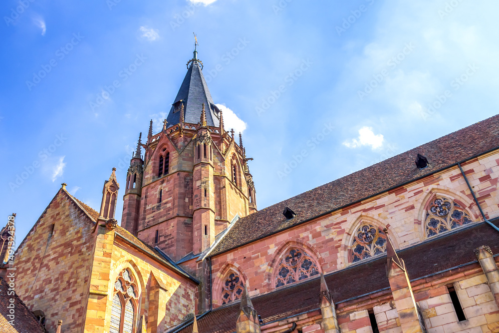 Sankt Peter und Paul Kirche, Wissembourg (Weissenburg), Elsass, Frankreich 