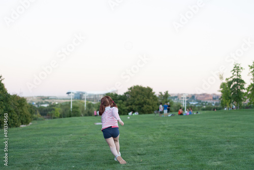 Jugando en el parque © inmaleon79