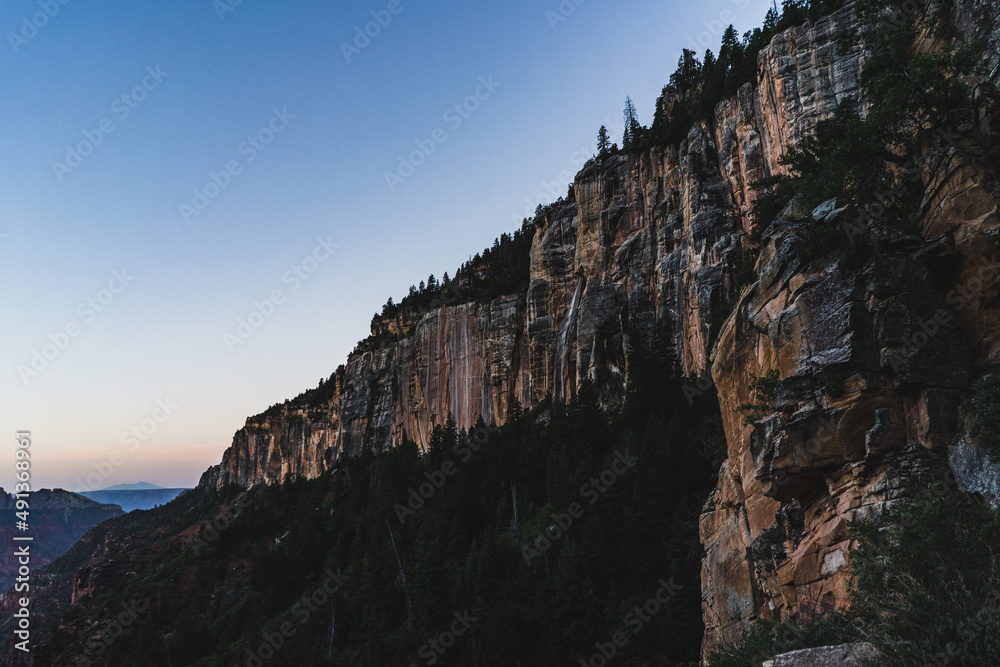 Fototapeta premium sunset over the mountains