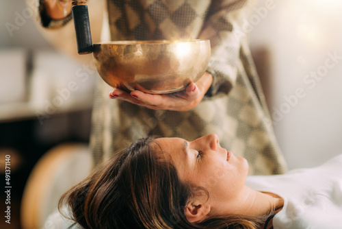 Tableau sur toile Tibetan Singing Bowl in Sound Therapy