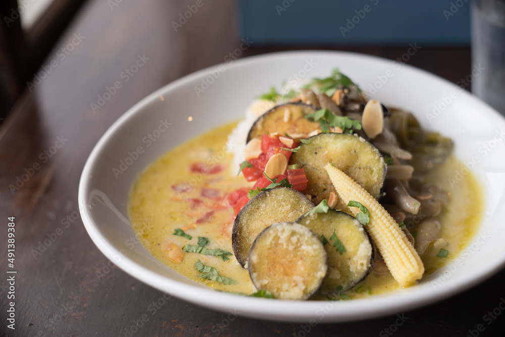 カフェの美味しいグリーンカレーランチ カフェの美味しいグリーンカレーランチ
