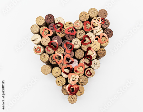 Herz aus Korken mit Herzen