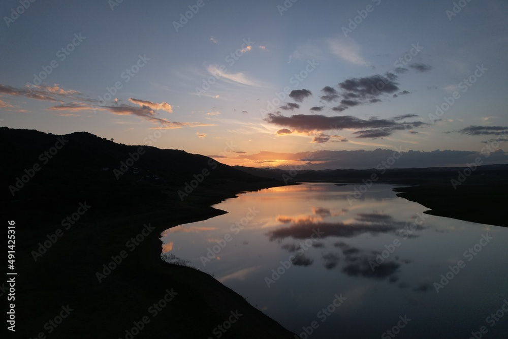 Fototapeta premium sunset on lake