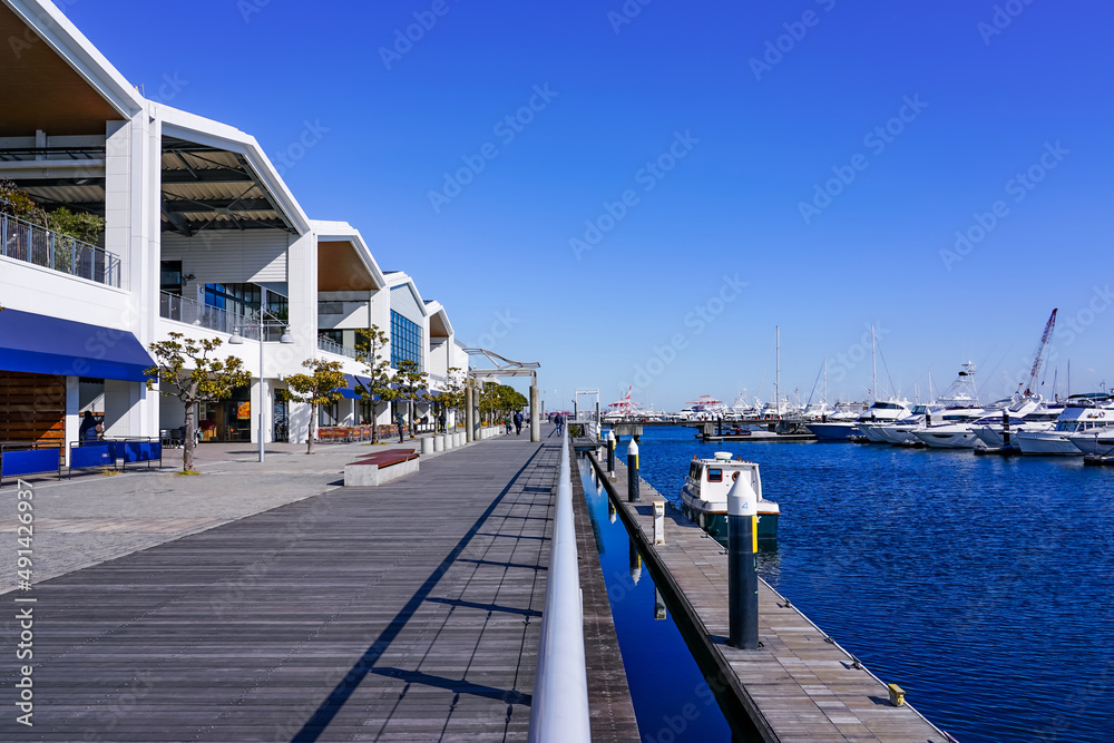 Obraz premium 横浜ベイサイドマリーナ（神奈川県横浜市）