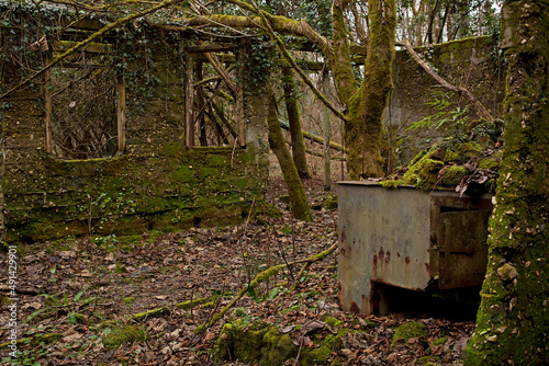 A village abandoned by people thirty years ago.