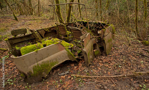 A village abandoned by people thirty years ago.