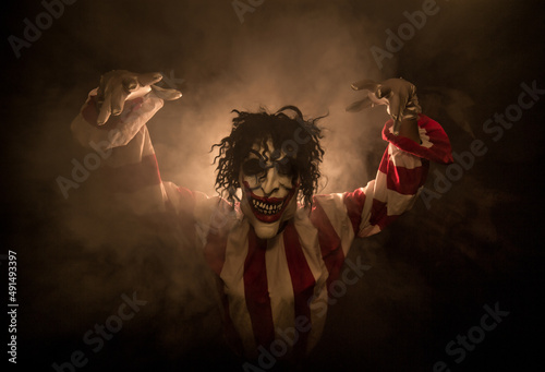 scary clown 