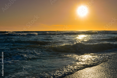 Sonnenuntergang am Strand von Figueira da Foz, Portugal