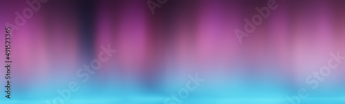 Violettes Feuer, Flammen auf schwarzem Hintergrund