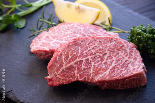 Obraz na płótnie 脂ののった牛ヒレ肉