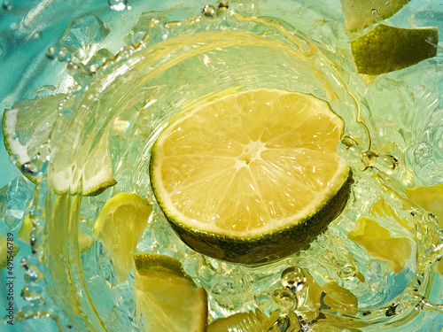 Fotografía Glass with a fruit drink.