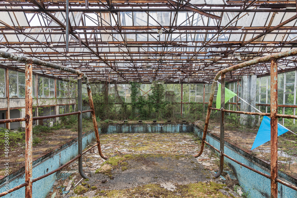 Abandoned swimming pool 