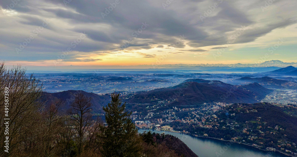 Landscapes of Lake Como