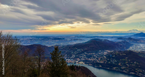 Fototapeta Naklejka Na Ścianę i Meble -  Landscapes of Lake Como