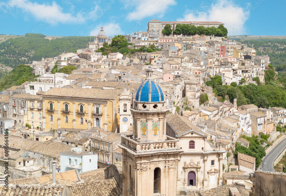 Fototapeta premium Ragusa (Sicilia, Italy) - A view of touristic baroque city in Sicily island, deep southern of Italy, with his old historical center named Ibla, UNESCO site.