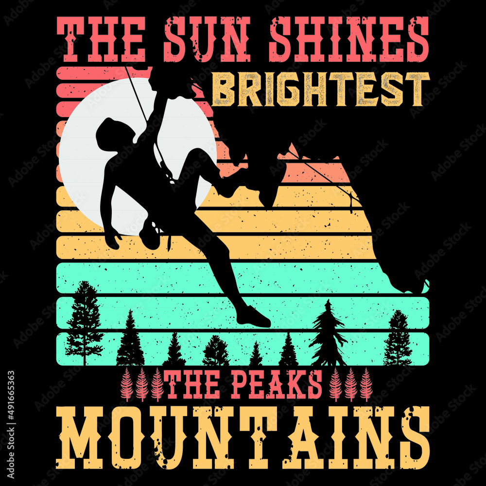 Obraz premium The sun shines brightest the peaks mountains