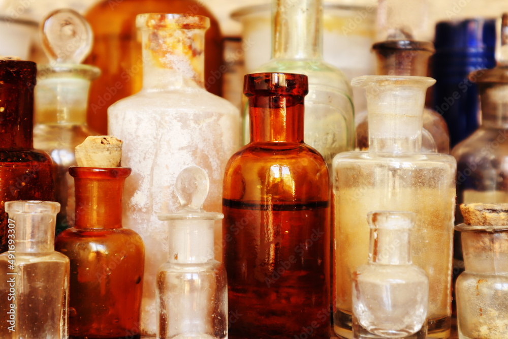 Antique Medicine Bottles, 1800s Victorian Era Antique Medicine Bottles, 1800s Victorian Era