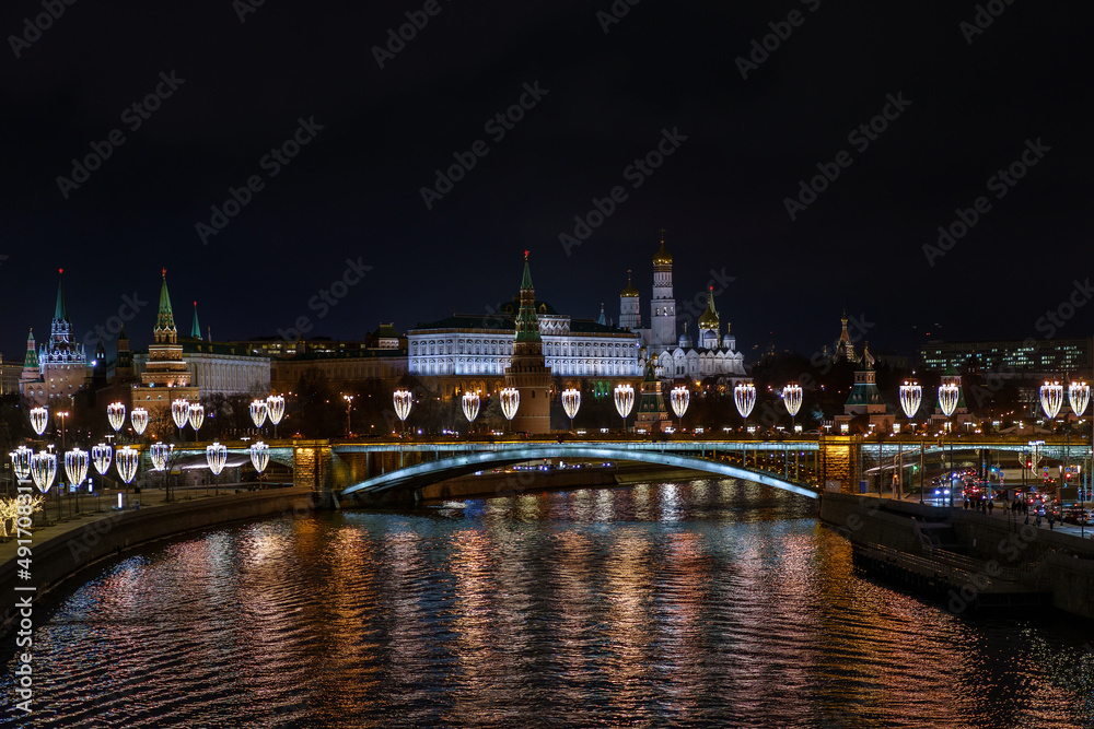 Night view of the Moscow Kremlin from the river.